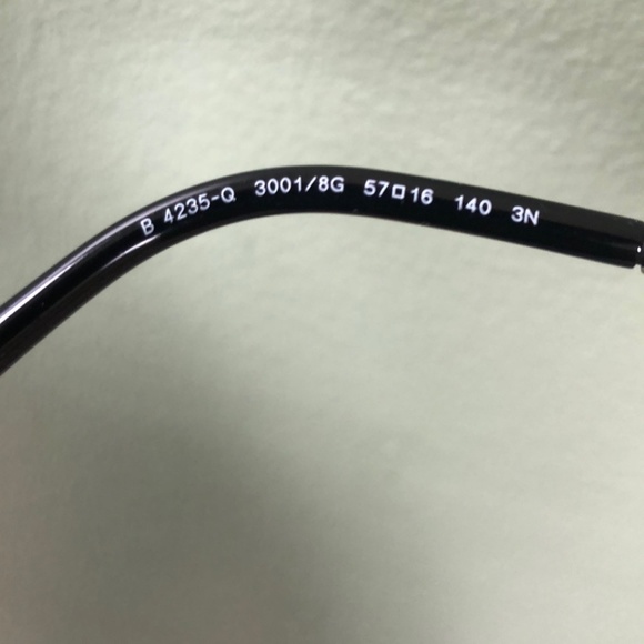 Burberry B4235-Q Sunglasses main image 7